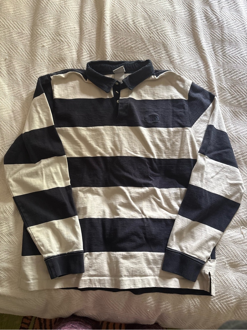 North face longsleeve